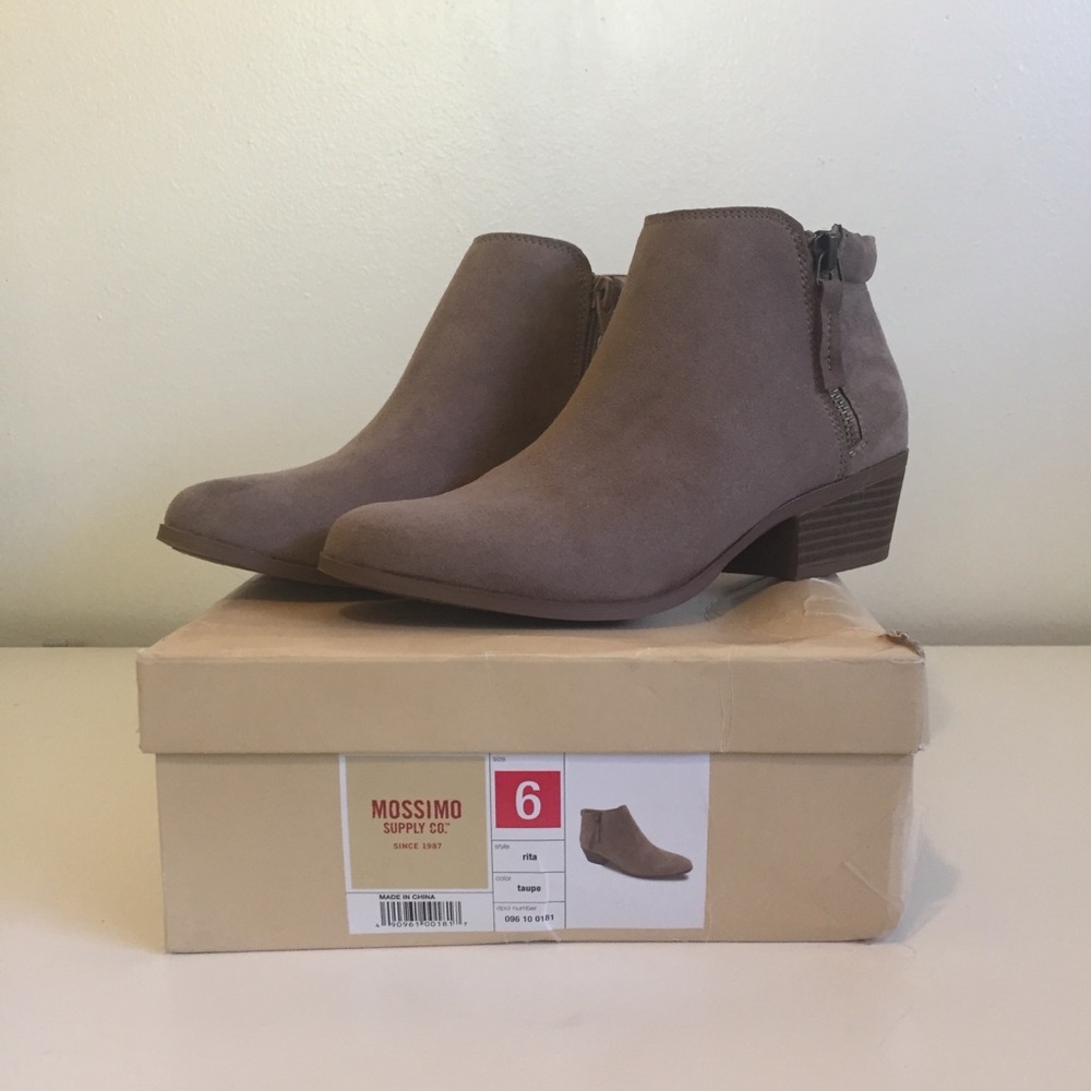 NWT Mossimo Rita Booties